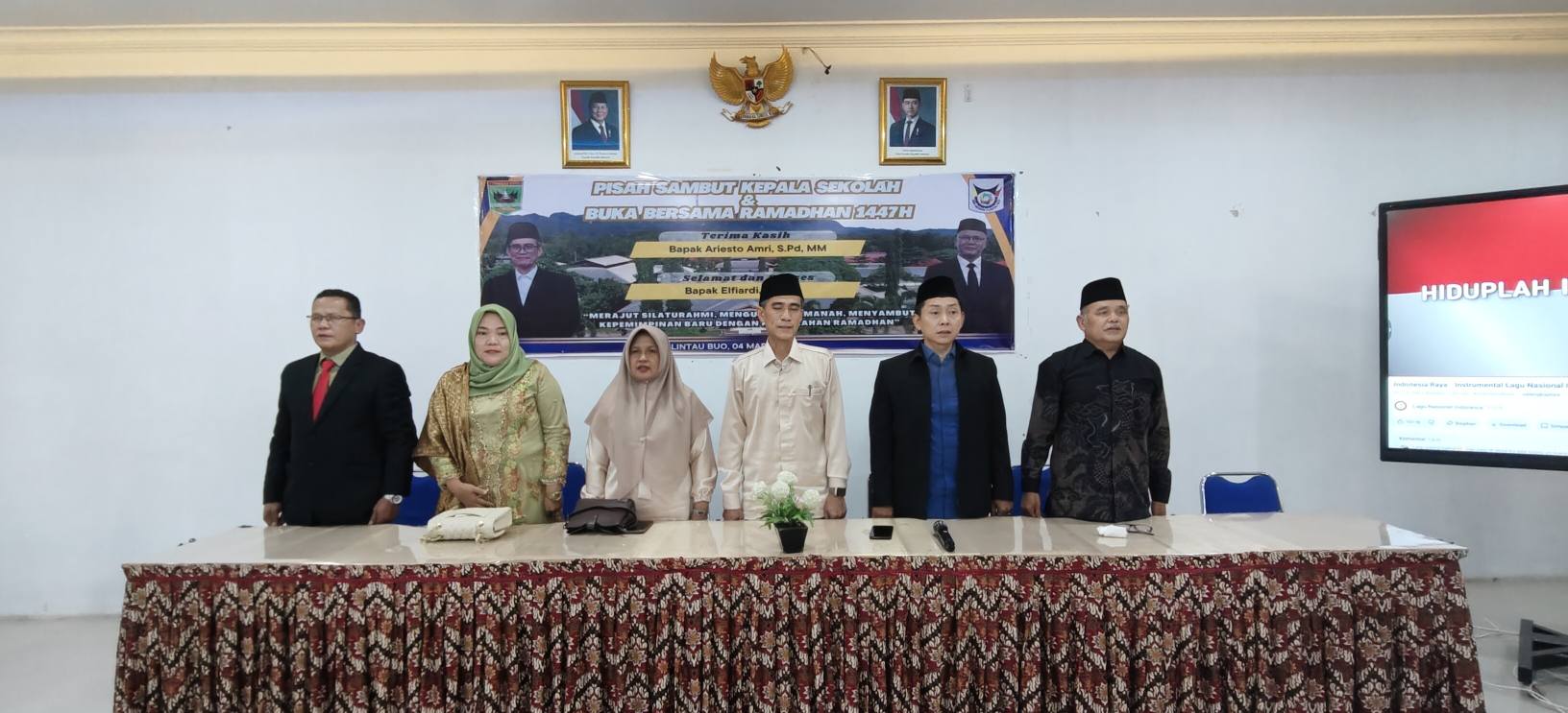 PIsah Sambut Kepala Sekolah